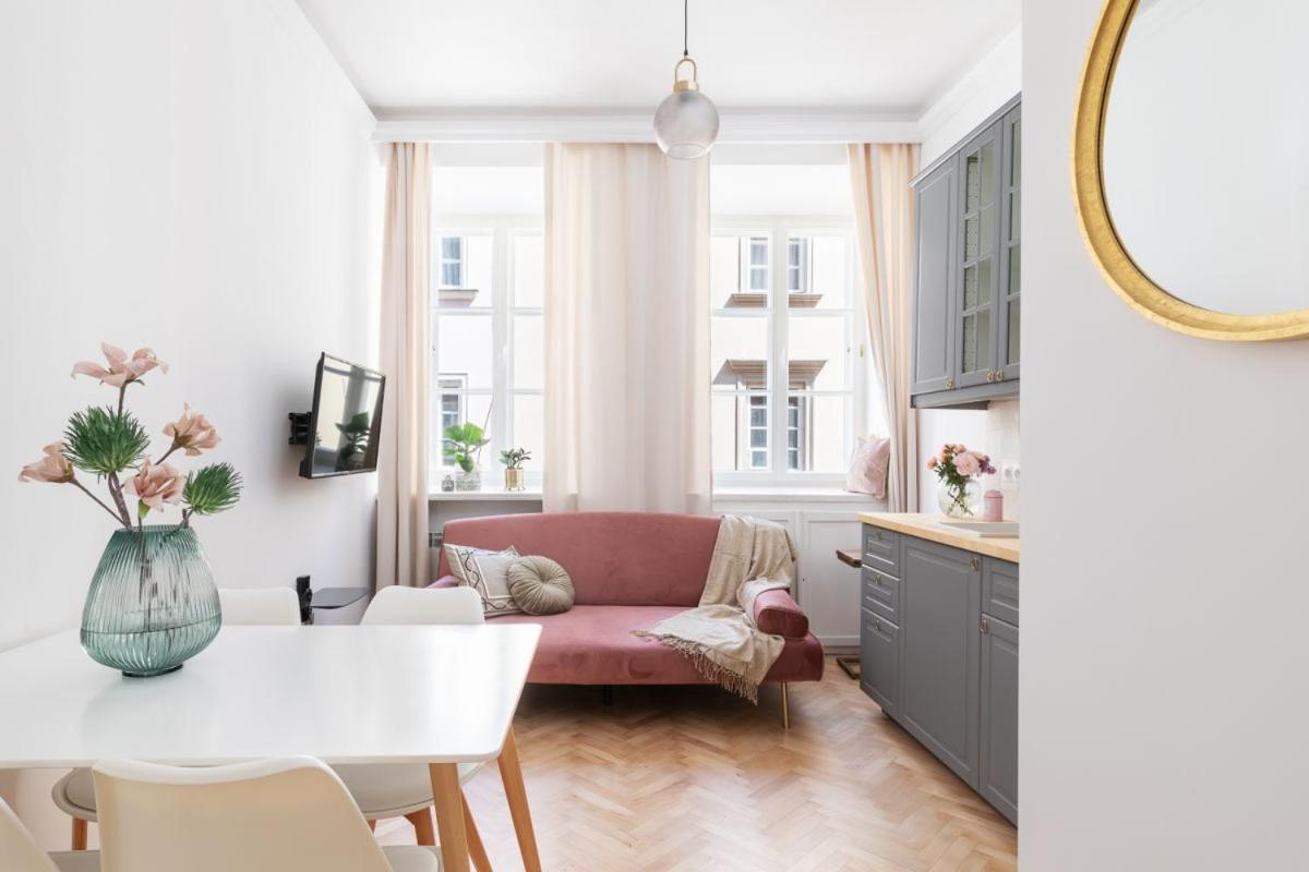 Apartamenty-Mi Old Town Residence Варшава Екстериор снимка